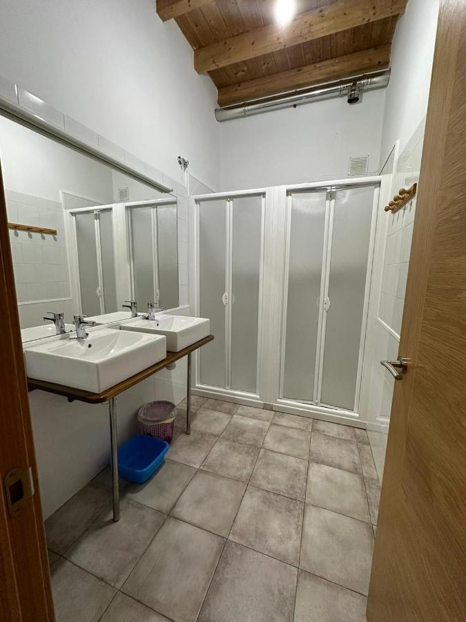 Albergue De Peregrinos Compostela Molinaseca Ngoại thất bức ảnh